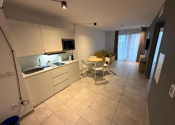 Bloom - Complexe Le Spot 3*